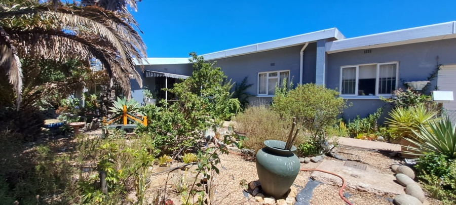 4 Bedroom Property for Sale in Vredenburg Western Cape